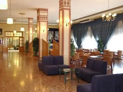 Kross Nuestra Senora De La Victoria Rincón de la Victoria Hotel