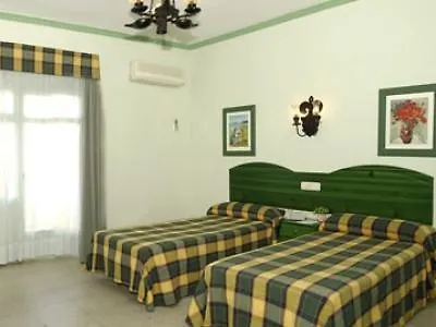 *** Hotel Kross Nuestra Senora De La Victoria Rincón de la Victoria Spanje